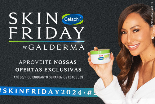 A imagem é um anúncio de Skin Friday 2024 da Cetaphil. Apresenta Sabrina Sato vestindo um roupão branco, sorrindo e segurando um pote de hidratante Cetaphil. O fundo é cinza escuro com o texto "SKIN FRIDAY" em letras brancas grandes, "by GALDERMA" em letras brancas menores e "Cetaphil" em seu logotipo azul e verde. Abaixo disso, em português, está escrito "Aproveite nossas ofertas exclusivas" e "Até 30/11 ou enquanto durarem os estoques". Na parte inferior da imagem, há uma faixa azul com o texto "SKINFRIDAY2024". A imagem geral é brilhante e alegre, com foco na promoção de produtos para a pele durante o Skin Friday.